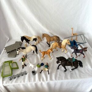 Schleich horses huge lot toys accessories fences people stable figurines